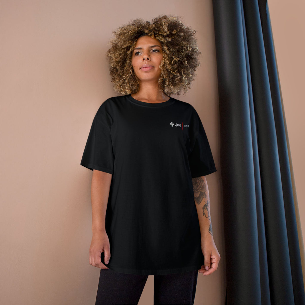 0001LTL t-shirt little logo on front nothing in back